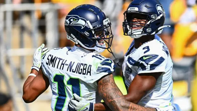 Jaxon Smith-Njigba and Kenneth Walker