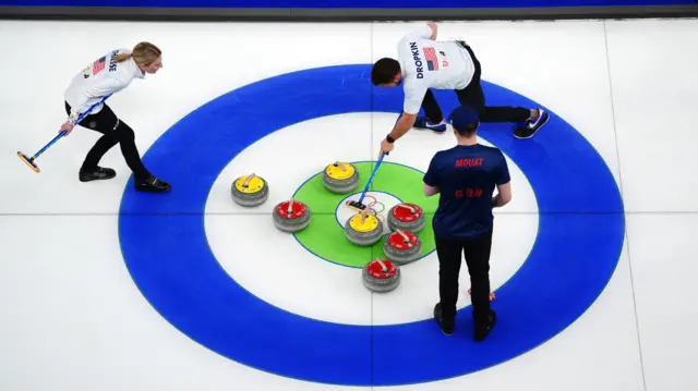 Curling house