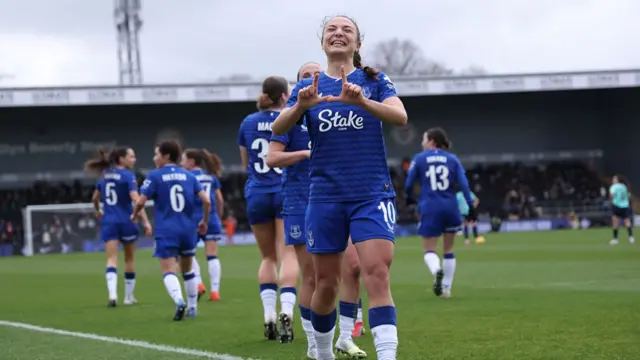 Inma Gabarro celebrates