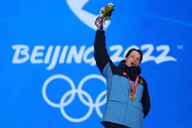 Gold medallist Nils van der Poel of Team Sweden pose with their medals