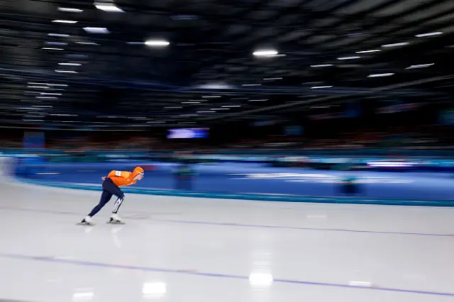 A slow shutter speed photograph shows Stijn van de Bunt