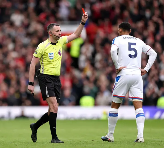 Red card to Maxence Lacroix