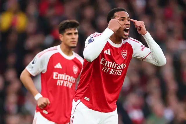 Gabriel Magalhaes of Arsenal reacts