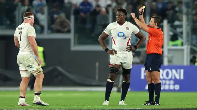 Maro Itoje and Sam Underhill shown a yellow card during England's defeat in Italy