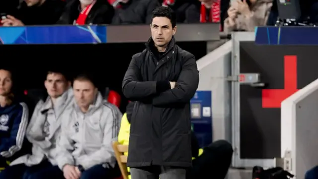 : Coach Mikel Arteta of Arsenal
