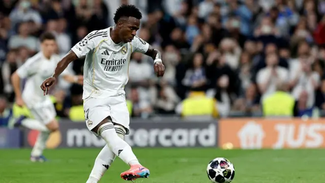 Vinicius Junior shoots from the penalty spot