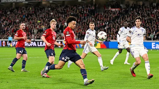 ) Tiago Santos of Lille OSC