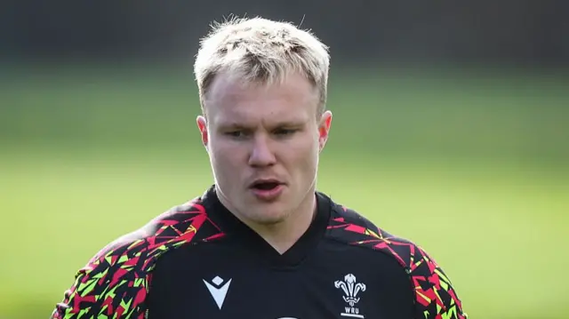 Blair Murray in training