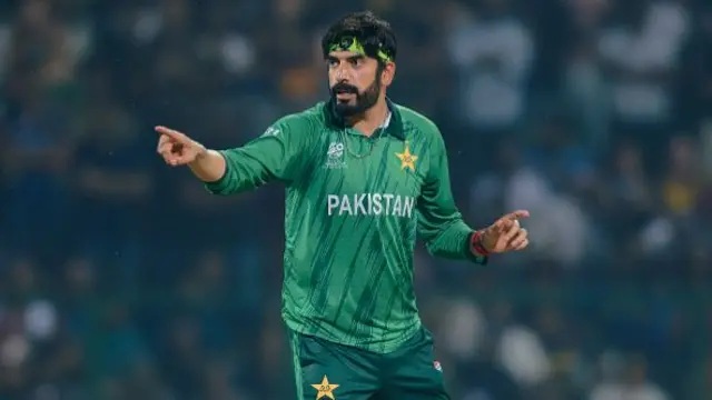 Usman Tariq of Pakistan reacts