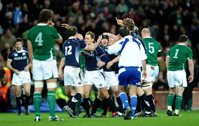 Scotland celebrate beating Ireland