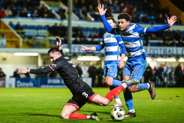 Paddy Reading goes to ground