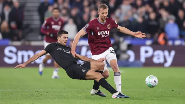Rodri tackles Soucek