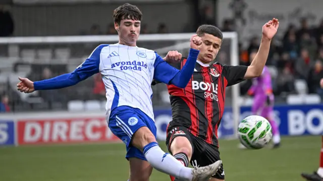 Crusaders v Glenavon