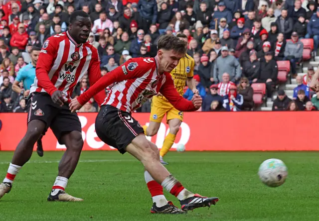 Chris Rigg of Sunderland scores his goal