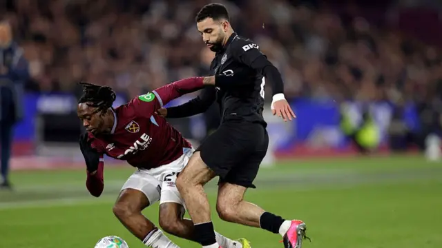 Ait-Nouri challenges Wan-Bissaka