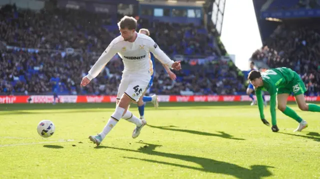 Patrick Bamford scores Sheffield United's equaliser against Birmingham