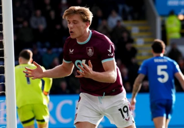 Burnley's Zian Flemming reacts after a missed chance