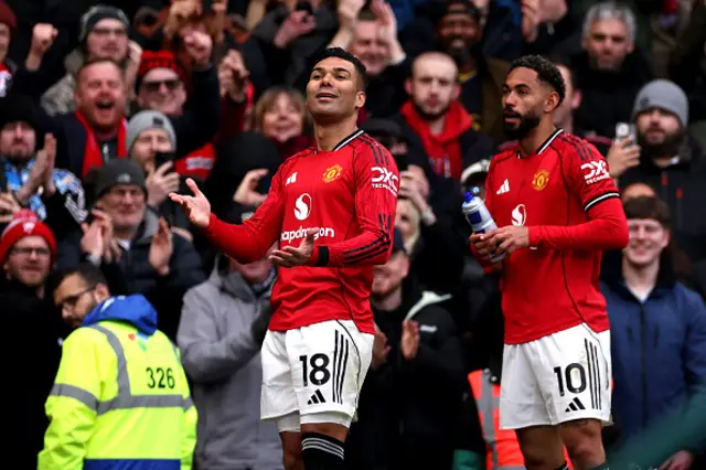 Casemiro of Manchester United celebrate