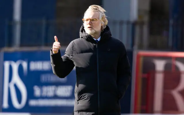 Dundee head coach Steven Pressley