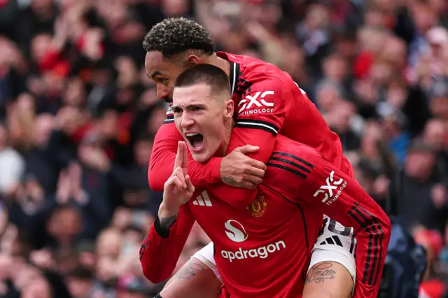 Benjamin Sesko of Manchester United celebrates