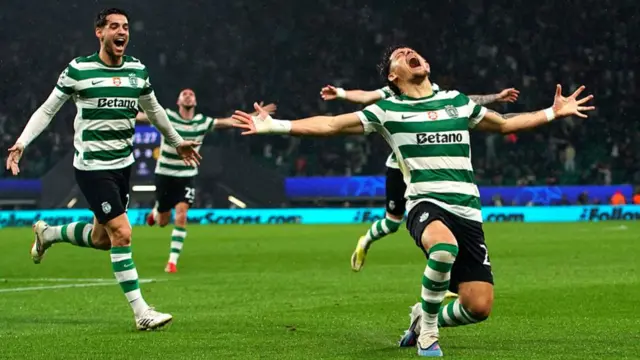 : Maximiliano Araujo of Sporting Clube de Portugal celebrates scoring