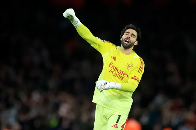 David Raya celebrates