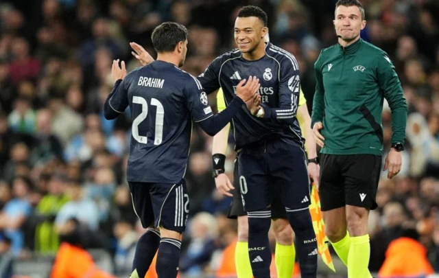 Real Madrid substitute Kylian Mbappe (centre) replaces Brahim Diaz