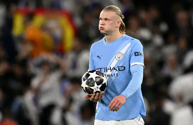 Erling Haaland reacts