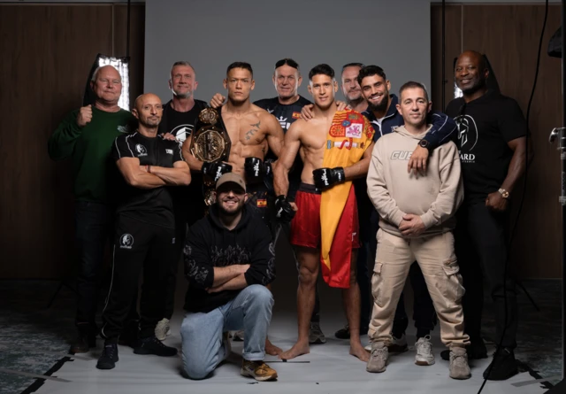 Costello van Steenis and Gino van Steenis pose for pictures with their team