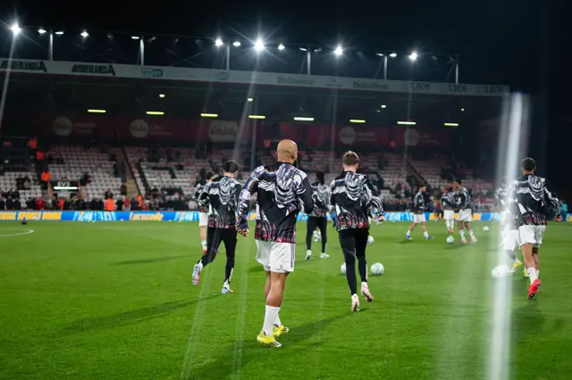 Manchester United warm up