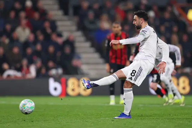Bruno Fernandes of Manchester United scores his team's first goal