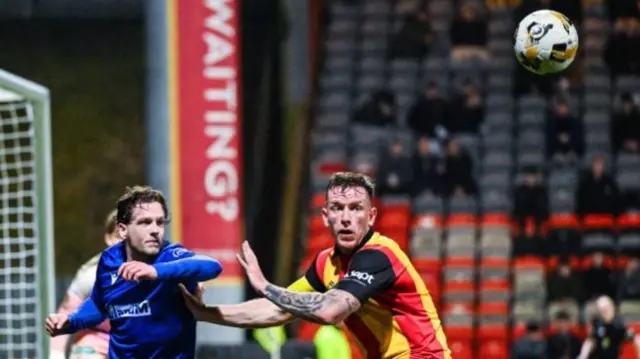 Lee Ashcroft playing for Partick Thistle against St Johnstone
