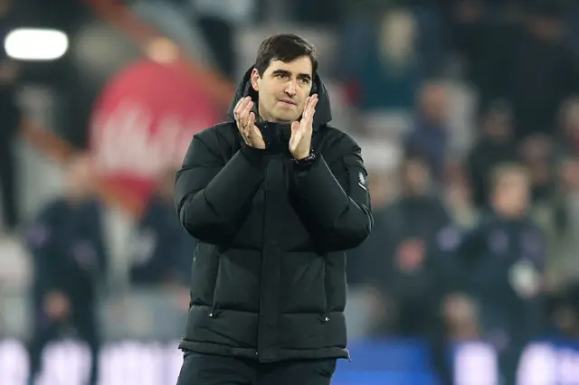 Head Coach Andoni Iraola of Bournemouth reacts.