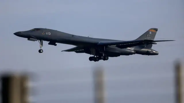A USAF B-1B bomber lands at RAF Fairford airbase