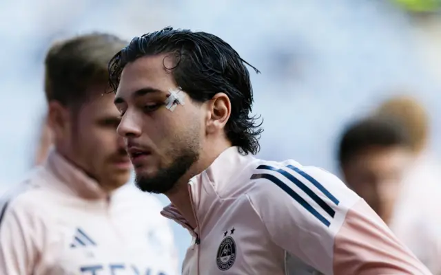 Aberdeen's Kenan Bilalovic warms up