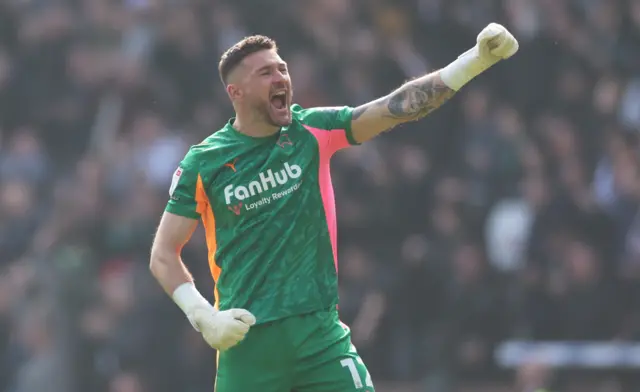 Richard O'Donnell of Derby celebrates after Rhian Brewster of Derby County scores