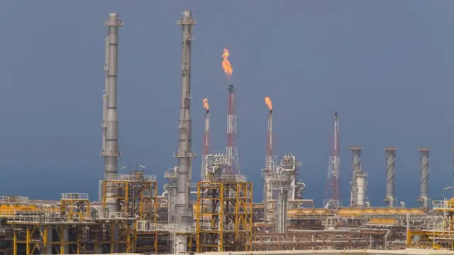 A view of a part of the phase 19 of the South Pars gas field in Assalooyeh on Iran's Persian Gulf coast 1,400 km (870 miles) south of Tehran