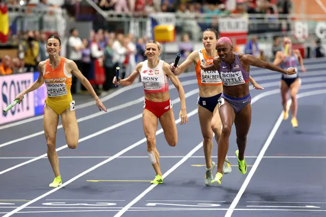 Shamier Little of Team United States stretches to cross the finish line to win the gold