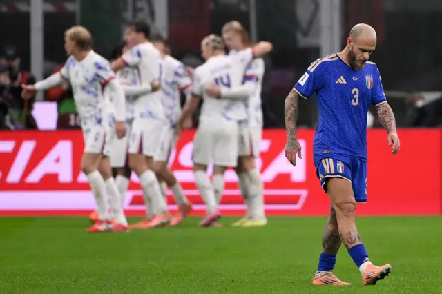 Federico DiMarco dejected after Norway goal