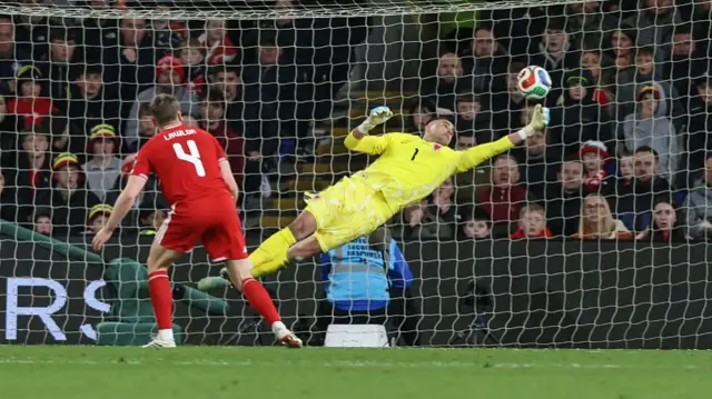 Karl Darlow save