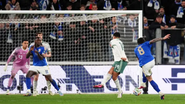 Tonali fires Italy into the lead from the edge of the box