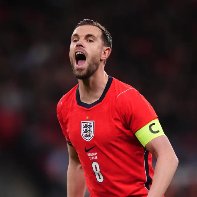 Henderson shouts orders to his team-mates