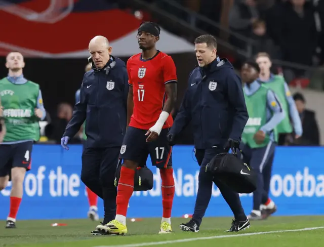 Madueke walks off with the physios