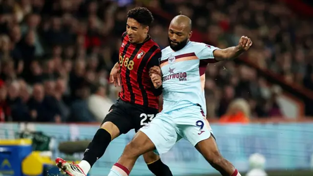 Bournemouth Brentford action
