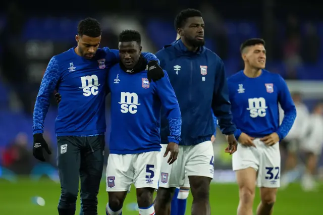 Ipswich players in the warm-up