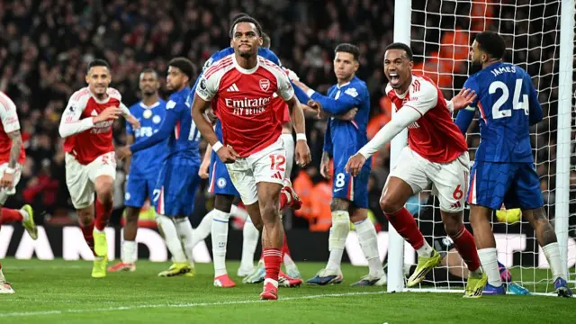 Jurrien Timber celebrates scoring the 2nd Arsenal goal