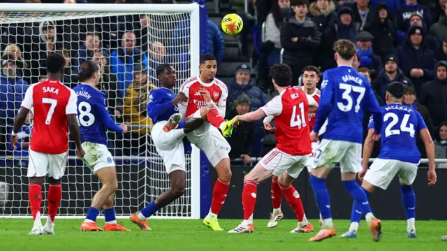 William Saliba kicks Thierno Barry