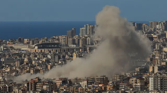 Smoke rises after an Israeli airstrike, amid escalating hostilities between Israel and Hezbollah, as the U.S.-Israeli conflict with Iran continues, in the southern suburbs of Beirut, Lebanon, March 31, 2026