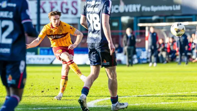 Elliot Watt has a shot