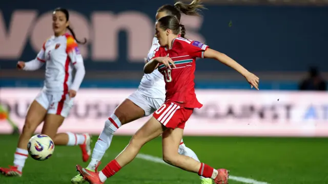 Mared Griffiths scores her second goal